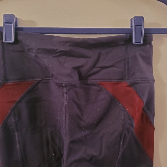 Victoria's Secret VSX Sport | Navy Knockout Leggings - Picture 6 of 6